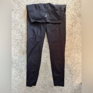 Zyia leggings with pockets